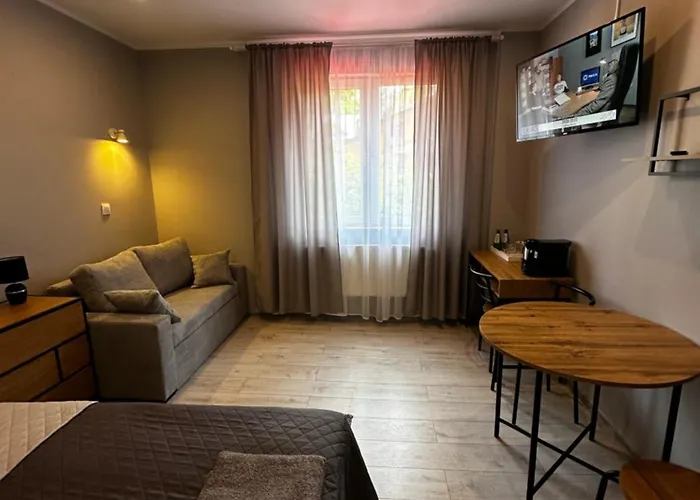 Guest house Karnat 3 3*